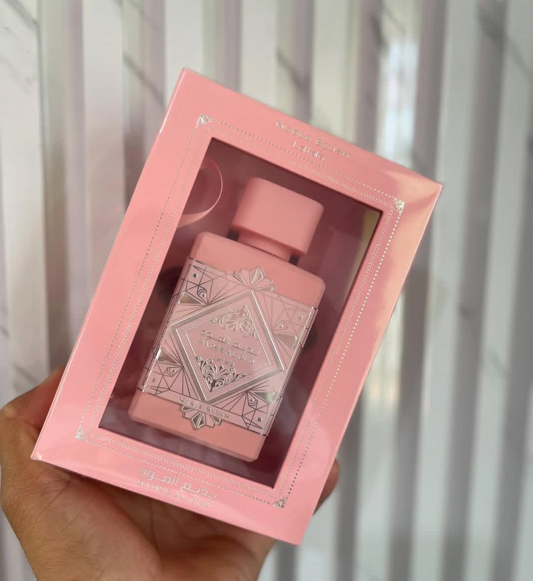 Noble Blush Lattafa - 100ml + OBSEQUIO